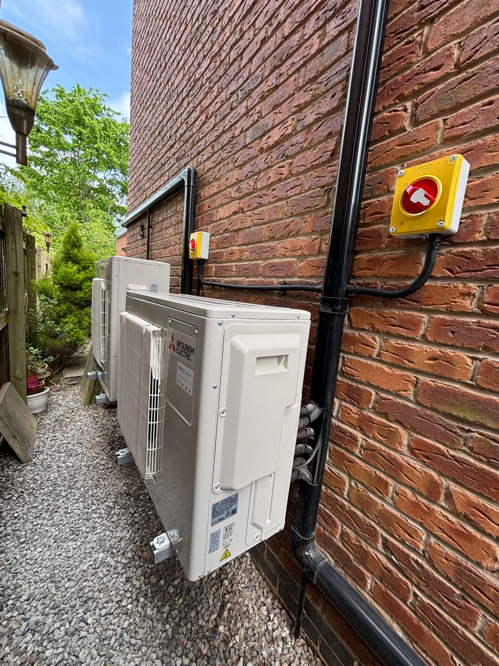 pas-air-conditioning-air-conditioning-installation-residential-ellesmere-park-salford-4