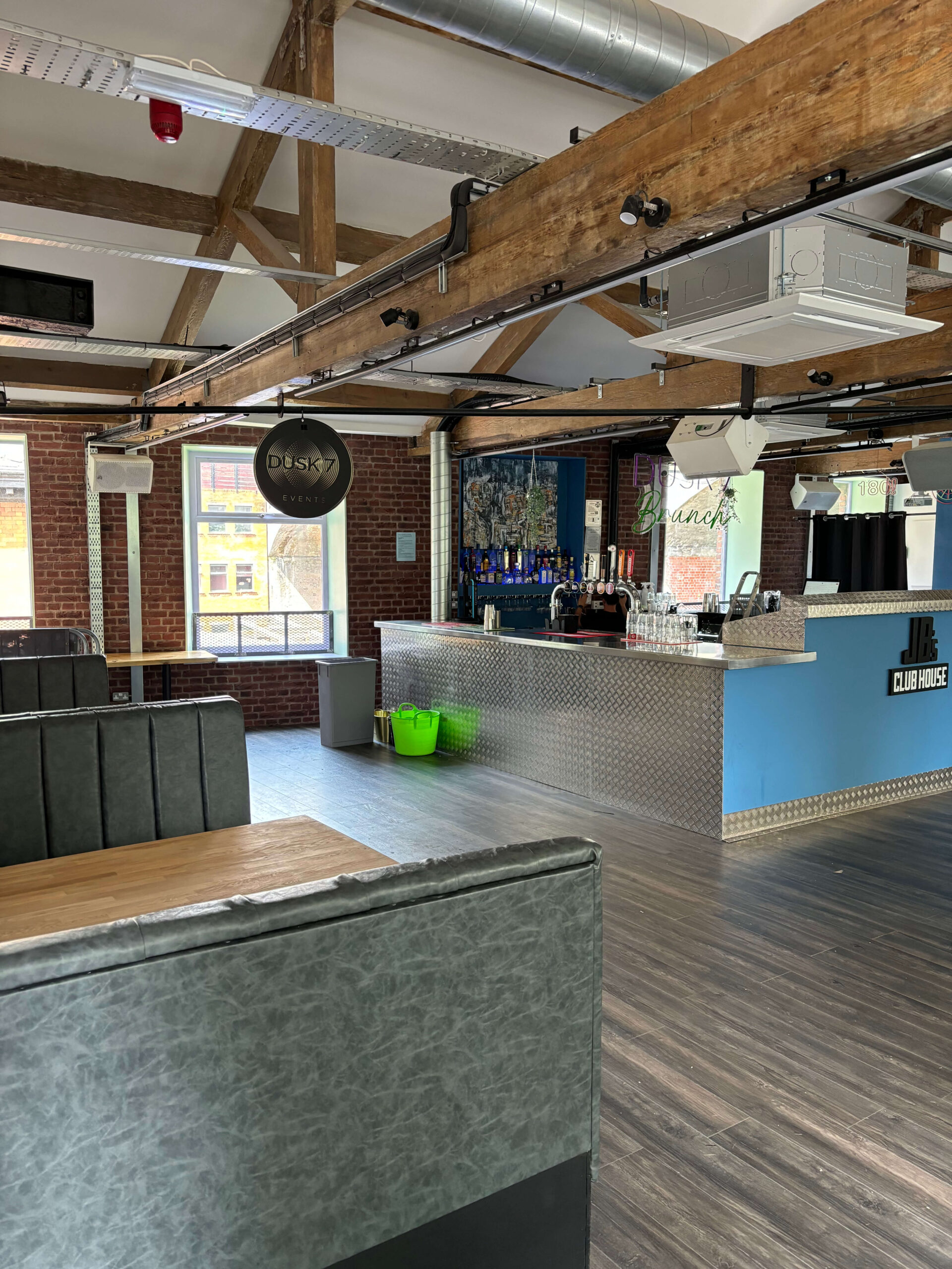 pas-air-conditioning-installation-hospitality-manchester-2 pas-air-conditioning-installation-hospitality-manchester-2